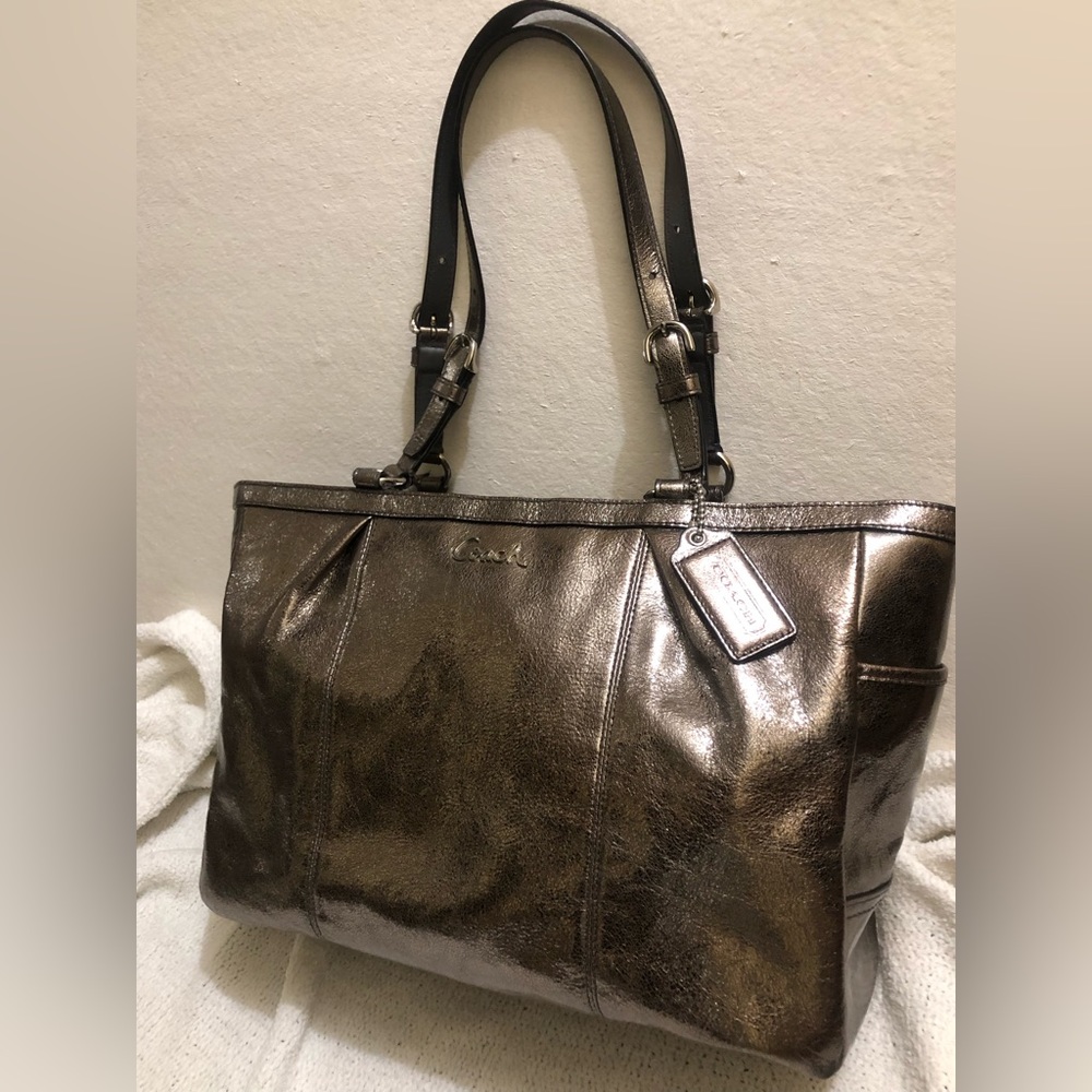 Coach Shoulder Bag